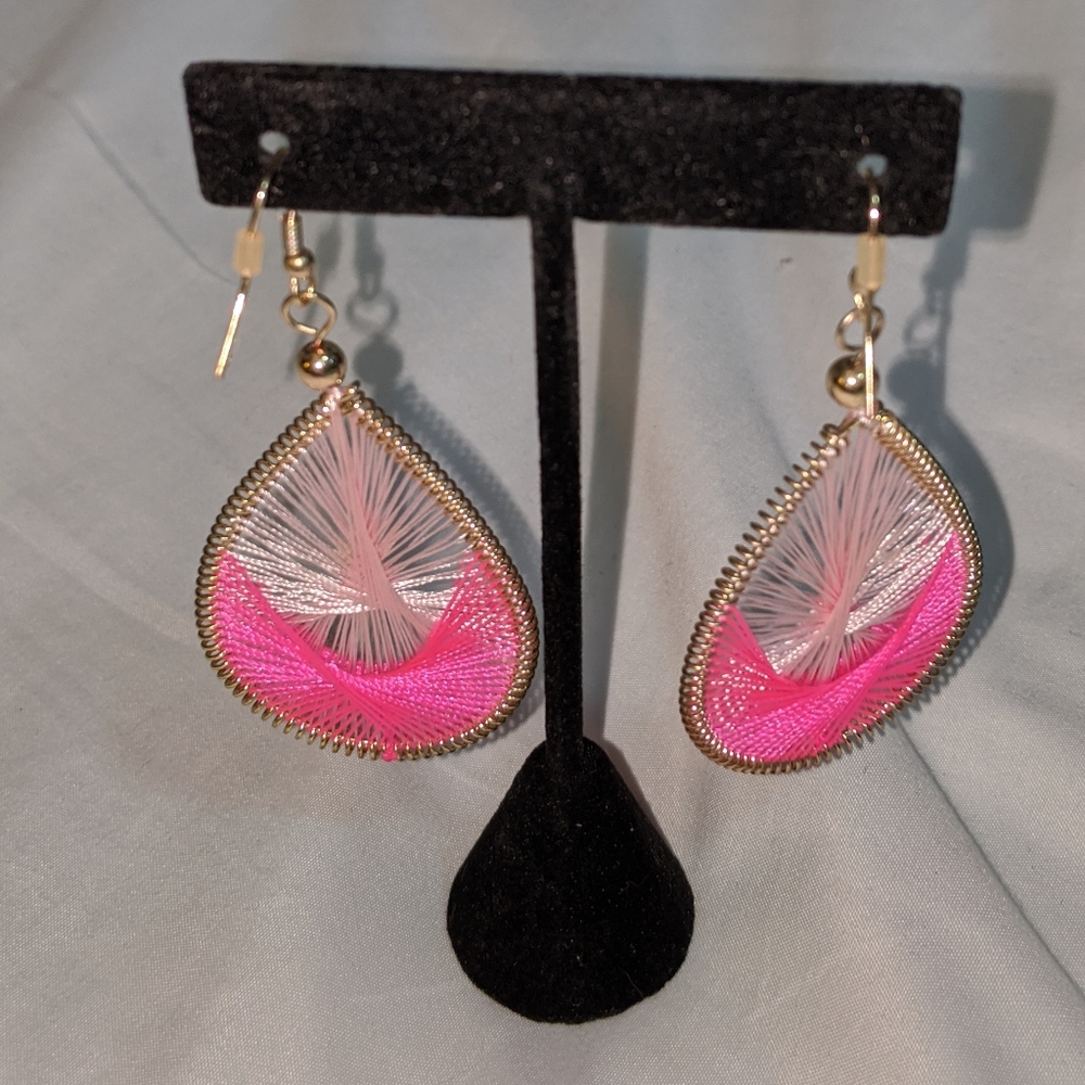 Earrings - Picture 7 of 7